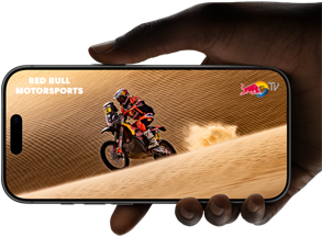 Une main tient un iPhone 17 Pro, argent, à l’horizontale, lecture vidéo sur l’écran bord à bord illustrant l’autonomie